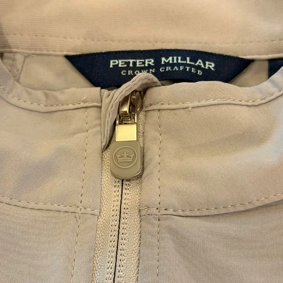 LIKE NEW Peter Millar Flex Adapt Wind Cheater Shell in British Grey (Size S) Lightweight & Shirt Jackets